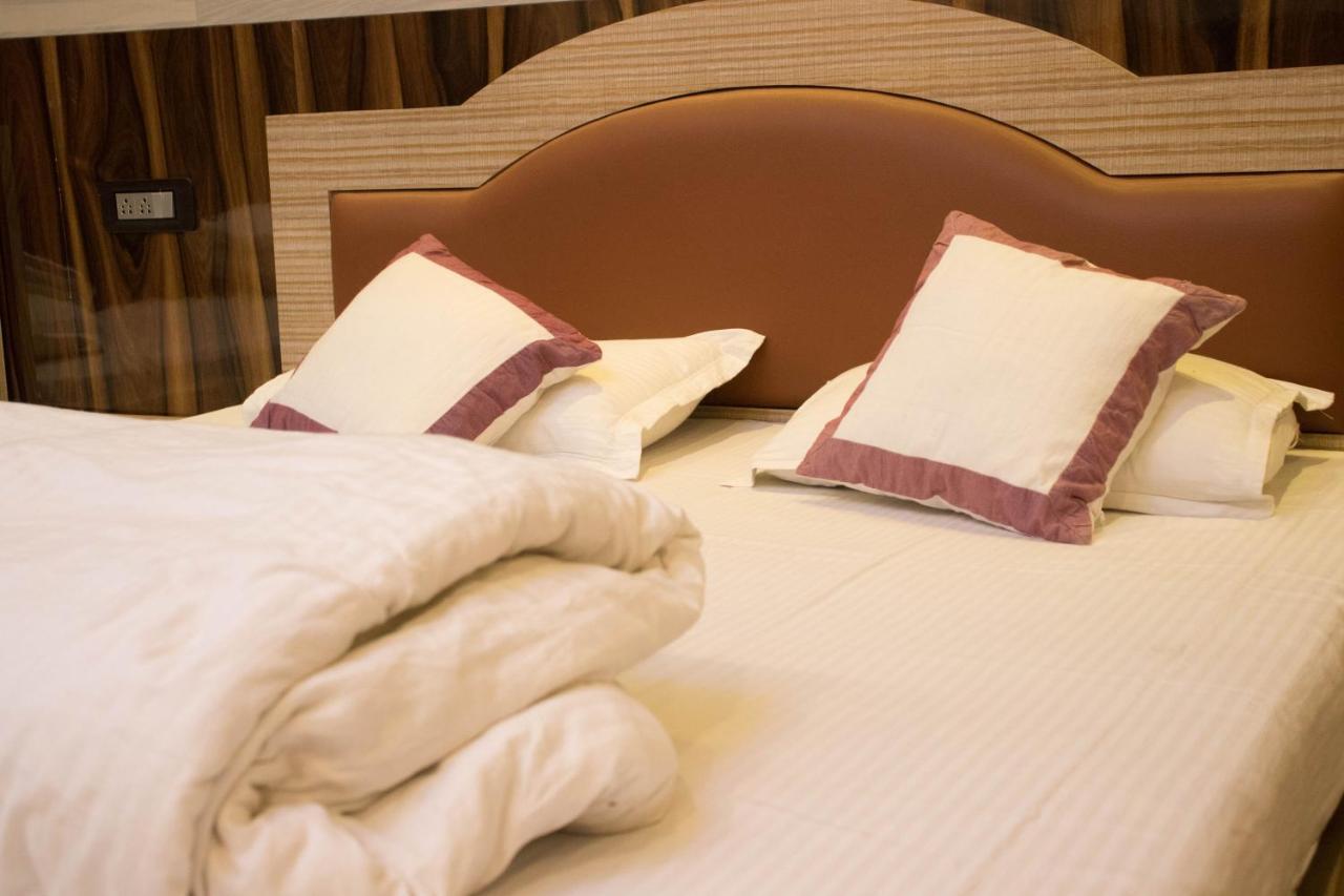 Rmd Hotels & Resorts โกลกาตา ภายนอก รูปภาพ